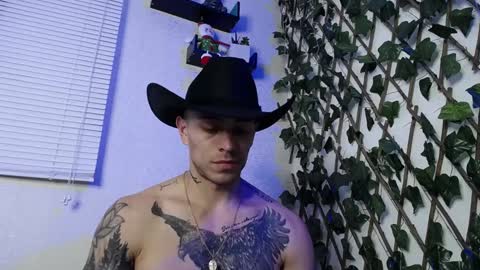 Snapshot of jasson_king01 chatting on December 14, 2:12 am JKing online show from December 14, 2:12 am