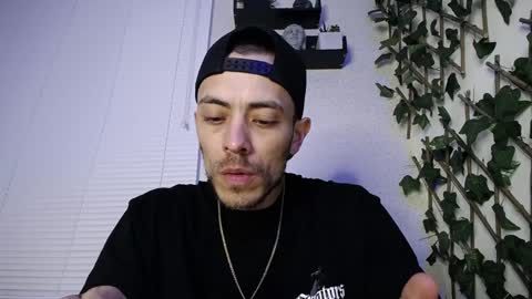 Snapshot of jasson_king01 chatting on January 26, 1:09 am JKing online show from January 26, 1:09 am
