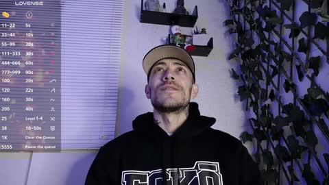 Snapshot of jasson_king01 chatting on December 8, 4:57 am JKing online show from December 8, 4:57 am