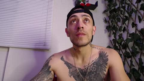 Snapshot of jasson_king01 chatting on December 18, 2:53 am JKing online show from December 18, 2:53 am
