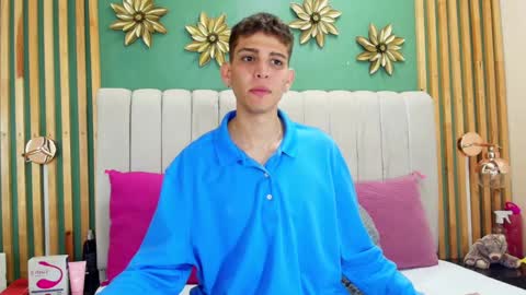 J A S S O N  online show from January 16, 1:04 pm