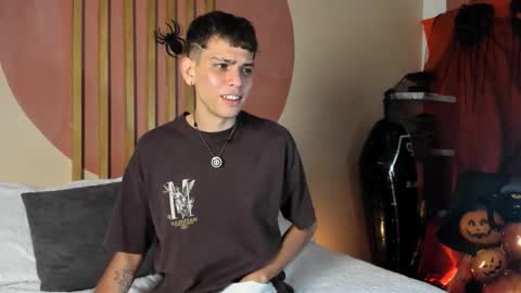 J A S S O N  online show from October 22, 2:43 pm