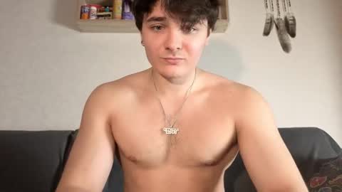 Snapshot of jastinpet chatting on October 16, 9:12 pm jastinpet online show from October 16, 9:12 pm