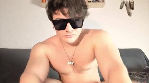 Snapshot of jastinpet chatting on October 26, 11:18 pm jastinpet online show from October 26, 11:18 pm