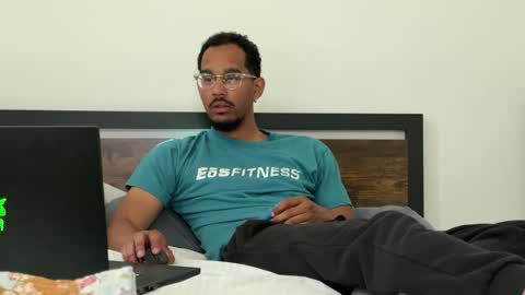  Jorge  online show from February 13, 8:03 pm