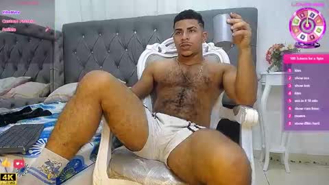 Snapshot of javier_hot27_ chatting on October 9, 8:36 pm Javier Herrera online show from October 9, 8:36 pm
