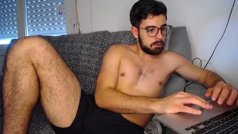 Javier  online show from December 14, 6:30 pm