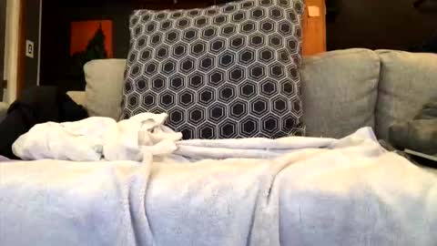 Jaws  online show from March 6, 11:02 pm