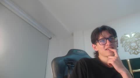 jax25_os online show from October 19, 5:05 pm