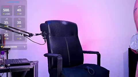 Snapshot of jax_luna chatting on March 5, 5:50 am Jax Luna online show from March 5, 5:50 am