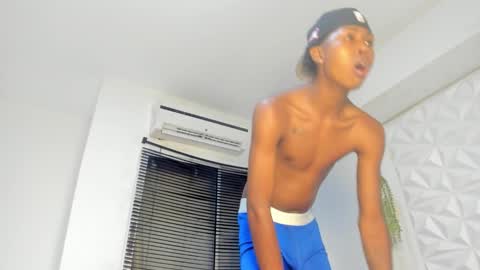 jax_maliq online show from September 12, 3:06 am