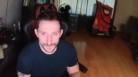 jaxjohnson12 online show from May 11, 7:44 pm