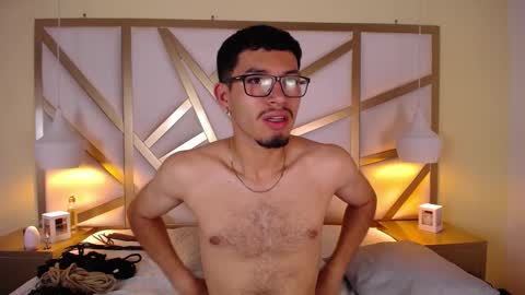 Snapshot of jaxon_carter chatting on October 16, 1:35 am Jaxon Carter online show from October 16, 1:35 am