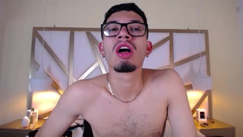 Snapshot of jaxon_carter chatting on October 31, 2:02 am Jaxon Carter online show from October 31, 2:02 am