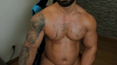 JaxonHunk online show from December 21, 1:35 am