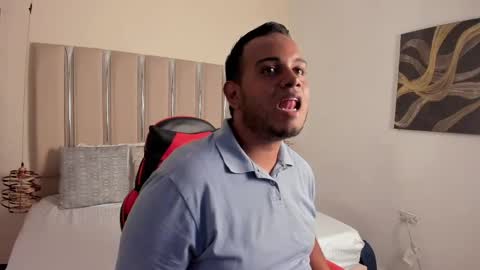 Jay Dusk online show from April 17, 4:04 am