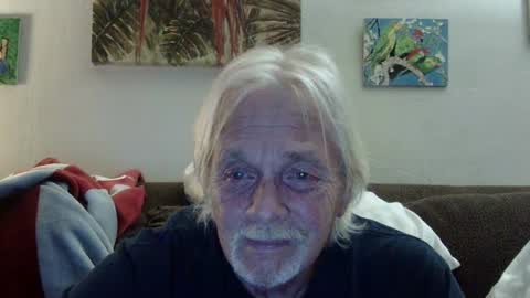 Snapshot of jay_jay1475 chatting on December 31, 3:45 am jay-jay1475 online show from December 31, 3:45 am