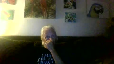 Snapshot of jay_jay1475 chatting on October 23, 6:44 pm jay-jay1475 online show from October 23, 6:44 pm