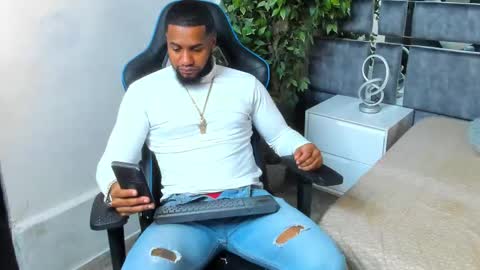 jay jhonson online show from February 20, 6:19 am