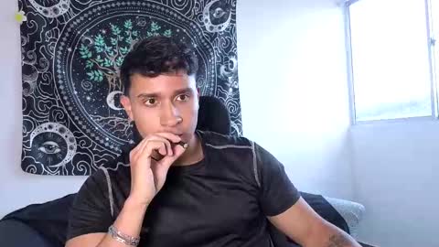 Snapshot of jay_marcos chatting on October 8, 9:41 pm Jay marcos online show from October 8, 9:41 pm