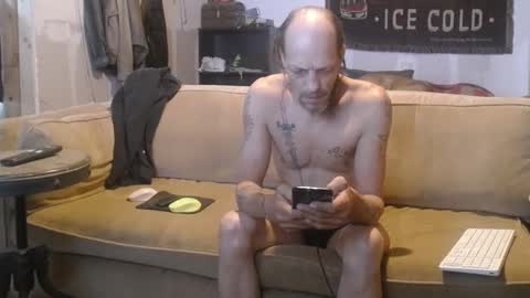 Snapshot of jay_short7863 chatting on March 9, 4:22 pm O F jay short786 online show from March 9, 4:22 pm