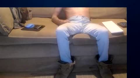 Snapshot of jay_short7863 chatting on January 14, 1:58 am O F jay short786 online show from January 14, 1:58 am