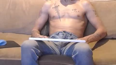 Snapshot of jay_short7863 chatting on January 26, 5:56 am O F jay short786 online show from January 26, 5:56 am