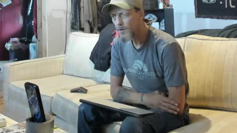 Snapshot of jay_short7863 chatting on September 8, 2:16 pm O F jay short786 online show from September 8, 2:16 pm