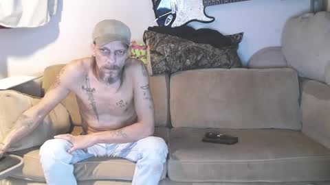 Snapshot of jay_short7863 chatting on December 10, 12:27 pm O F jay short786 online show from December 10, 12:27 pm