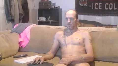 Snapshot of jay_short7863 chatting on March 8, 3:22 pm O F jay short786 online show from March 8, 3:22 pm