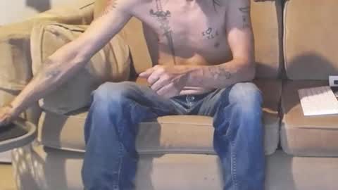Snapshot of jay_short7863 chatting on December 9, 3:29 am O F jay short786 online show from December 9, 3:29 am