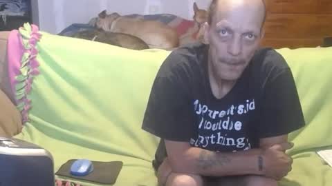 Snapshot of jay_short7863 chatting on January 8, 2:25 pm O F jay short786 online show from January 8, 2:25 pm