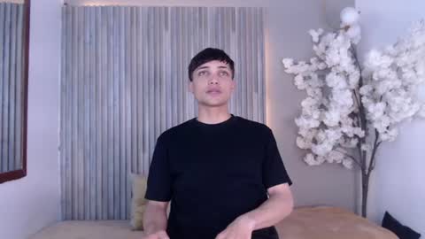 JAY online show from June 13, 1:31 pm