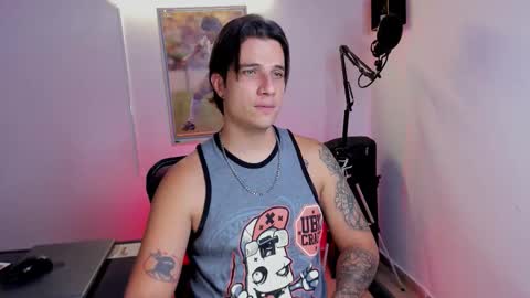 Snapshot of jayalvarrez_ chatting on October 30, 7:04 pm Jay Alvarrez online show from October 30, 7:04 pm