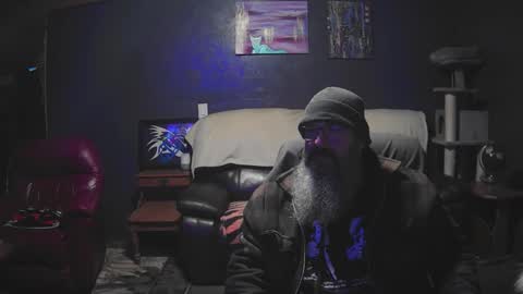 Grand Zaddy or Jay its casual online show from November 25, 5:04 pm