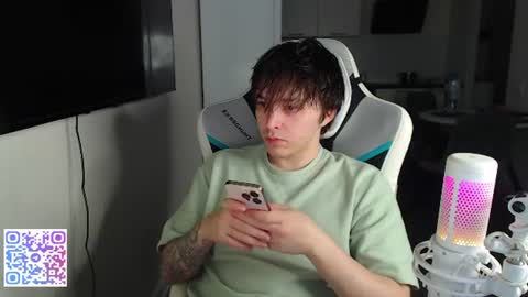 Jayce online show from June 23, 5:05 pm