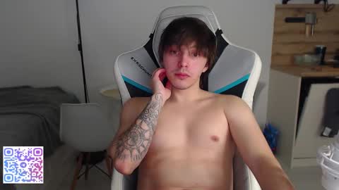 Snapshot of jayce_icestone chatting on October 28, 3:25 pm Jayce online show from October 28, 3:25 pm