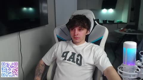 Jayce online show from May 19, 3:07 pm