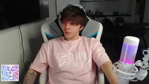 Jayce online show from June 16, 5:59 pm