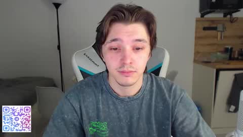 Snapshot of jayce_icestone chatting on October 30, 4:19 pm Jayce online show from October 30, 4:19 pm