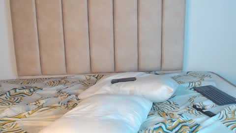 jaydenjhonson online show from December 5, 10:28 pm