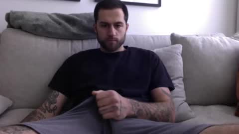 Snapshot of jayg333 chatting on January 30, 6:32 pm jayg333 online show from January 30, 6:32 pm