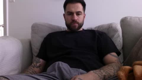 jayg333 online show from April 10, 2:57 pm