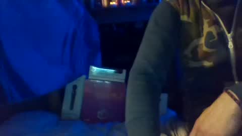 Just J online show from February 6, 2:19 am