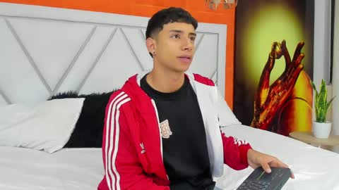 Snapshot of jaze_bradley chatting on March 5, 11:17 am jaze_bradley online show from March 5, 11:17 am