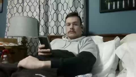 jbutkis35 online show from December 27, 4:04 am