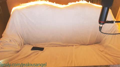 Angel online show from March 3, 3:46 pm