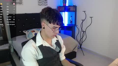 Snapshot of jeam_hot chatting on September 30, 10:02 pm jeam_hot online show from September 30, 10:02 pm