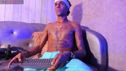 JEAN online show from February 11, 11:10 pm