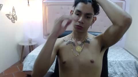 jeander186 online show from October 24, 3:47 pm